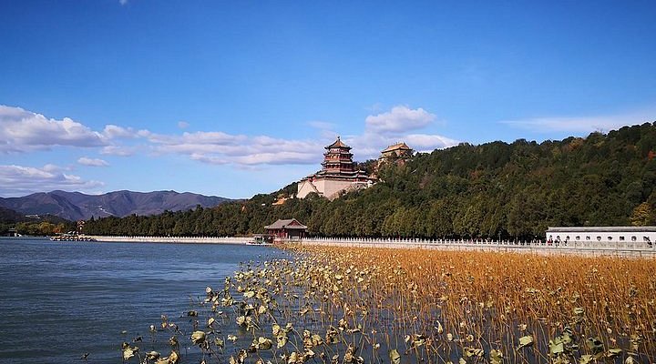 A scenic view of former_residence_of_soong_ching_ling