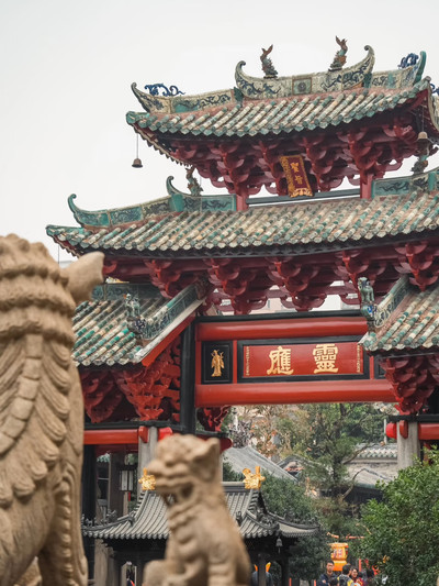 A scenic view of foshan zumiao temple