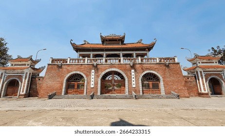 A scenic view of Four Gates Pagoda