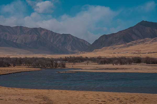 A scenic view of gannan xiahe sangke grassland