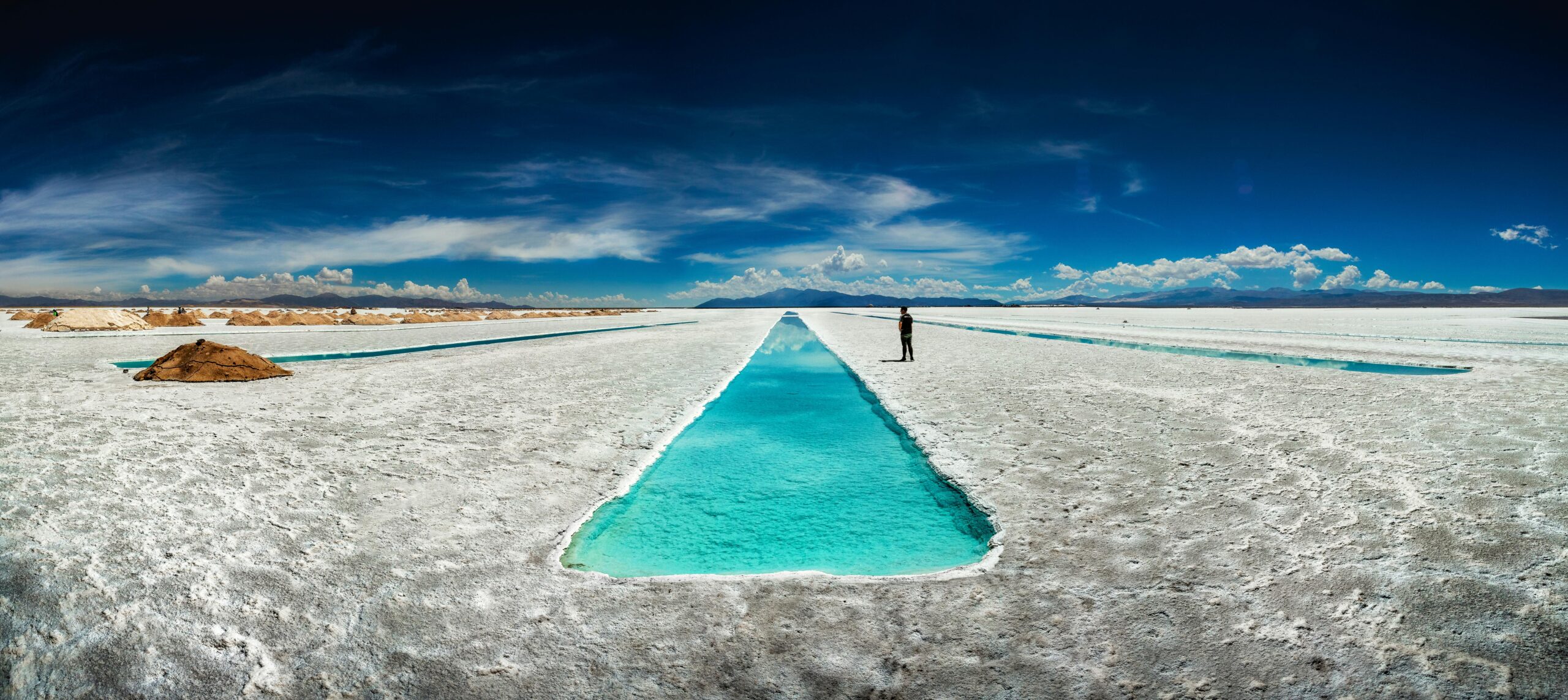A scenic view of gantou_ancient_salt_flats