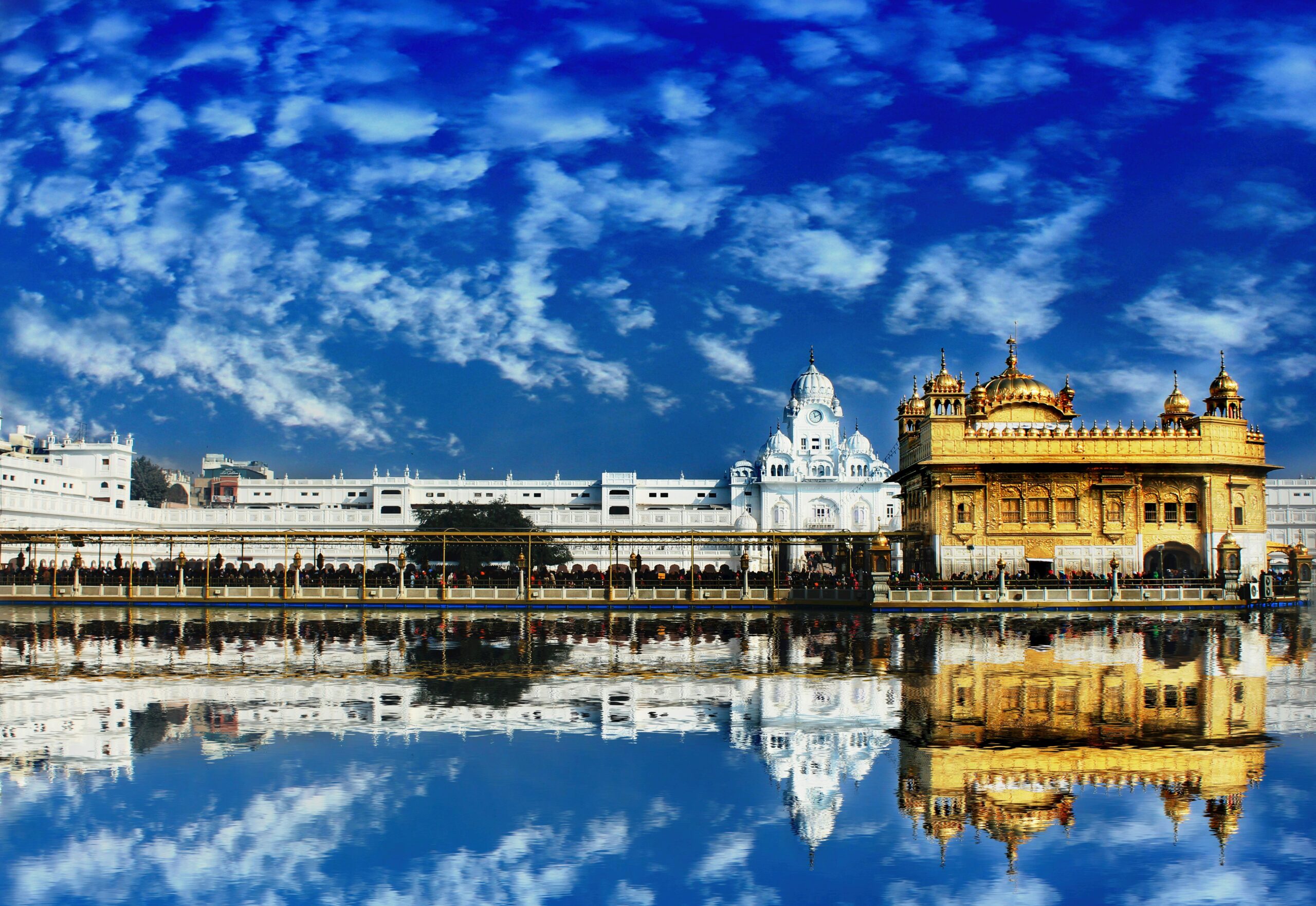 A scenic view of golden temple