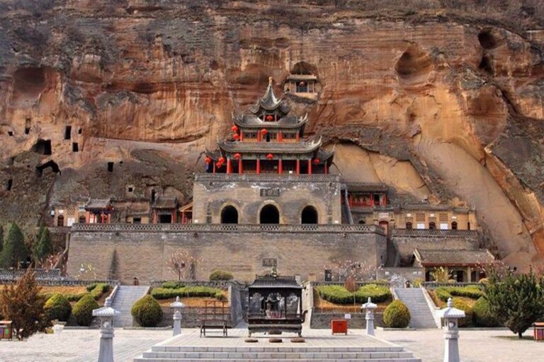 Discover the Majestic Great Buddha Temple Grottoes: A Hidden Gem in Bin County