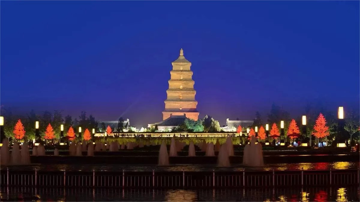 A scenic view of great_wild_goose_pagoda