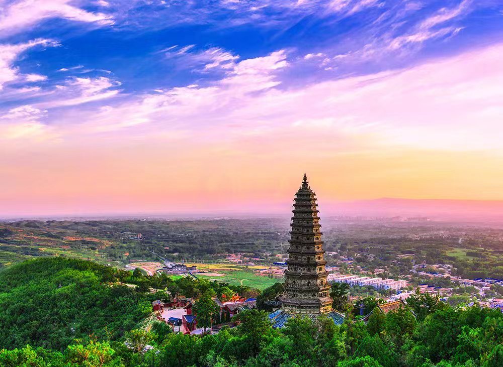 A scenic view of Guangsheng Temple