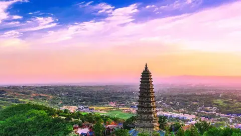 A scenic view of Guangsheng Temple And Pagoda