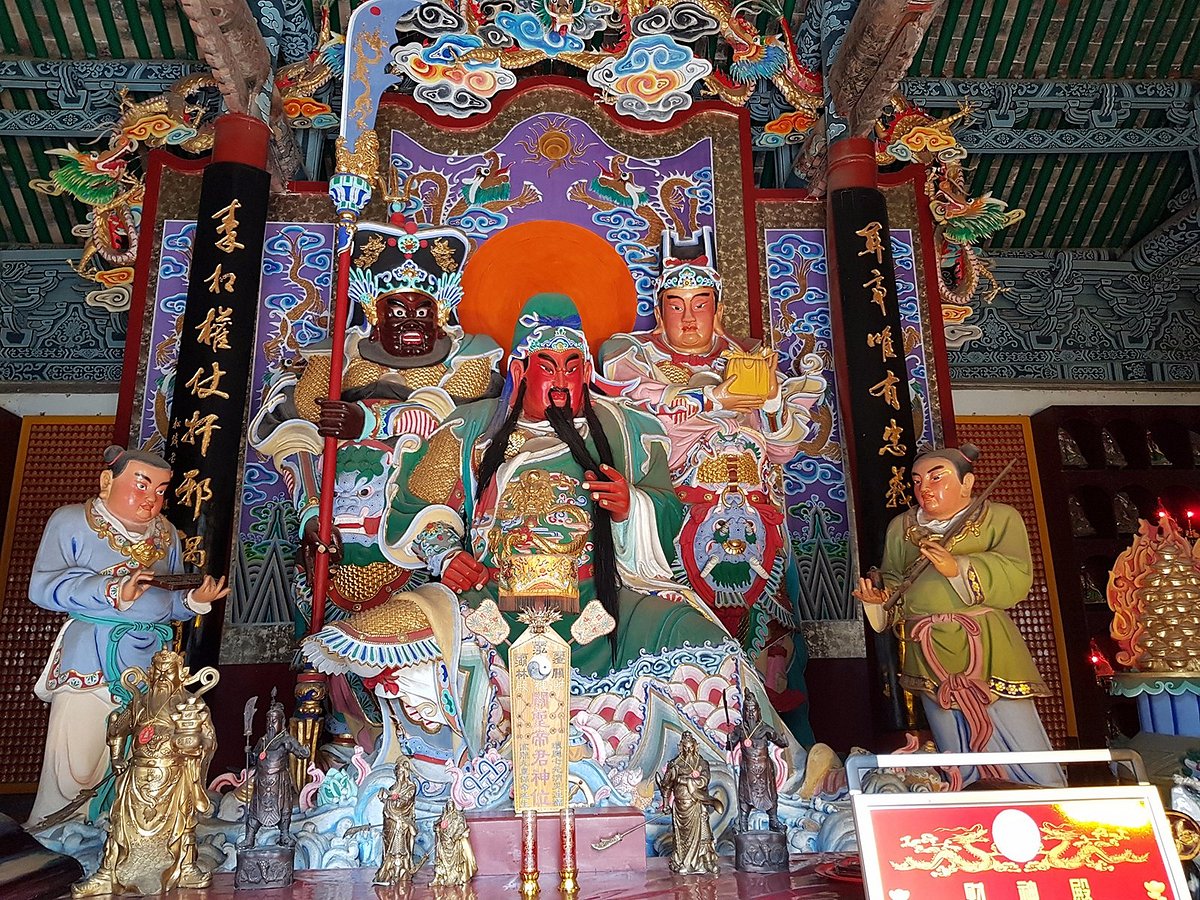 A scenic view of Guanlin Temple