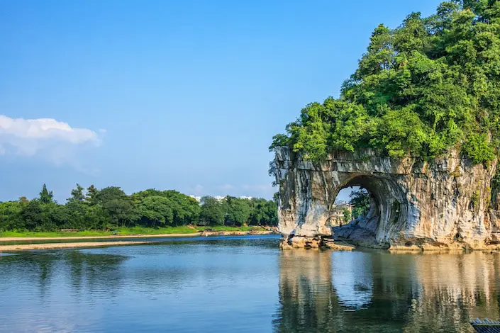 Experience the Best of Guilin: A Journey to the Enchanting Elephant Trunk Hill