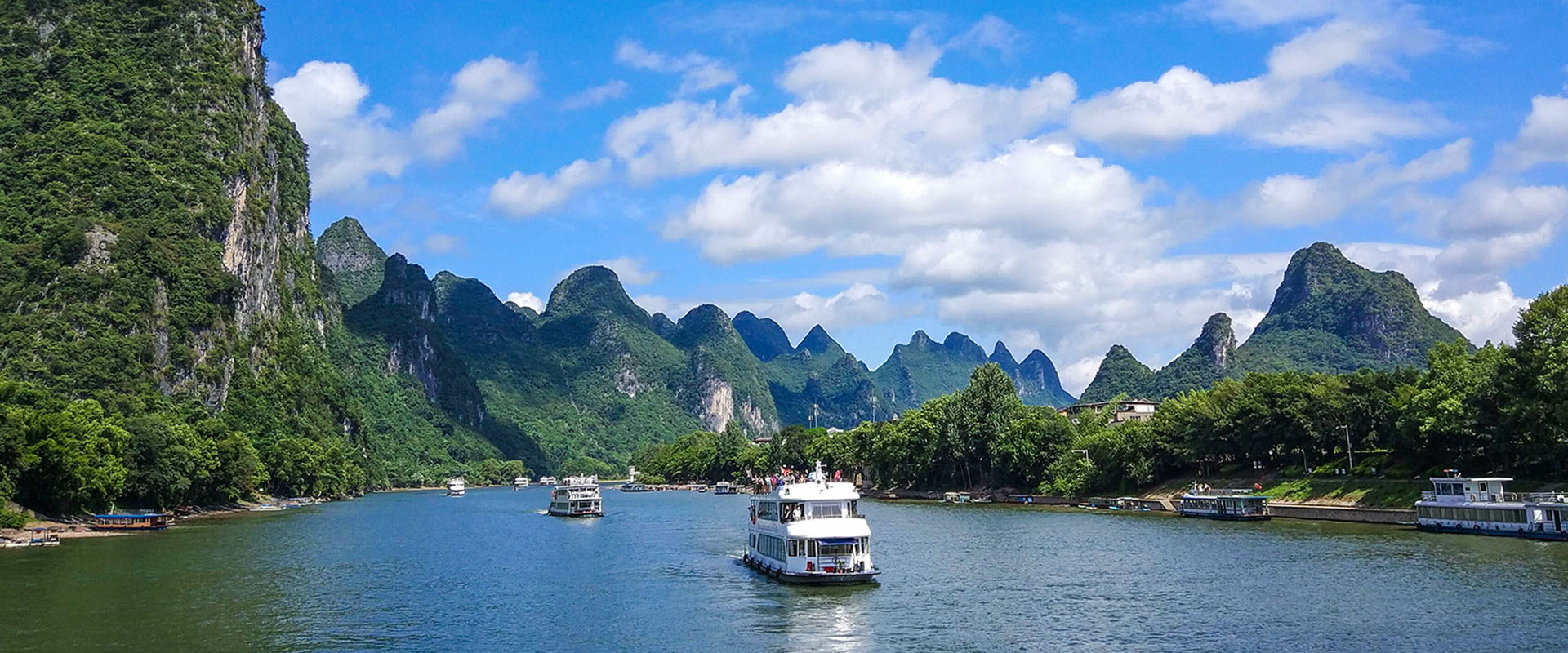 A scenic view of guilin li river scenic area