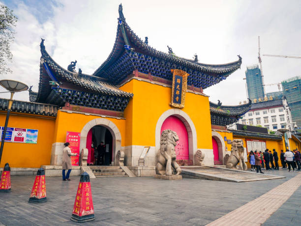 A scenic view of Guiyuan Temple