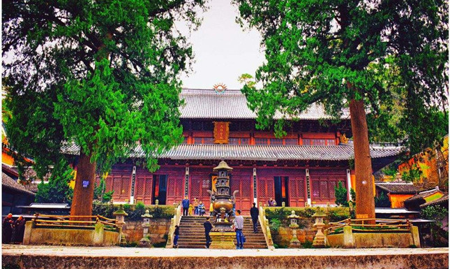 A scenic view of guoqing temple