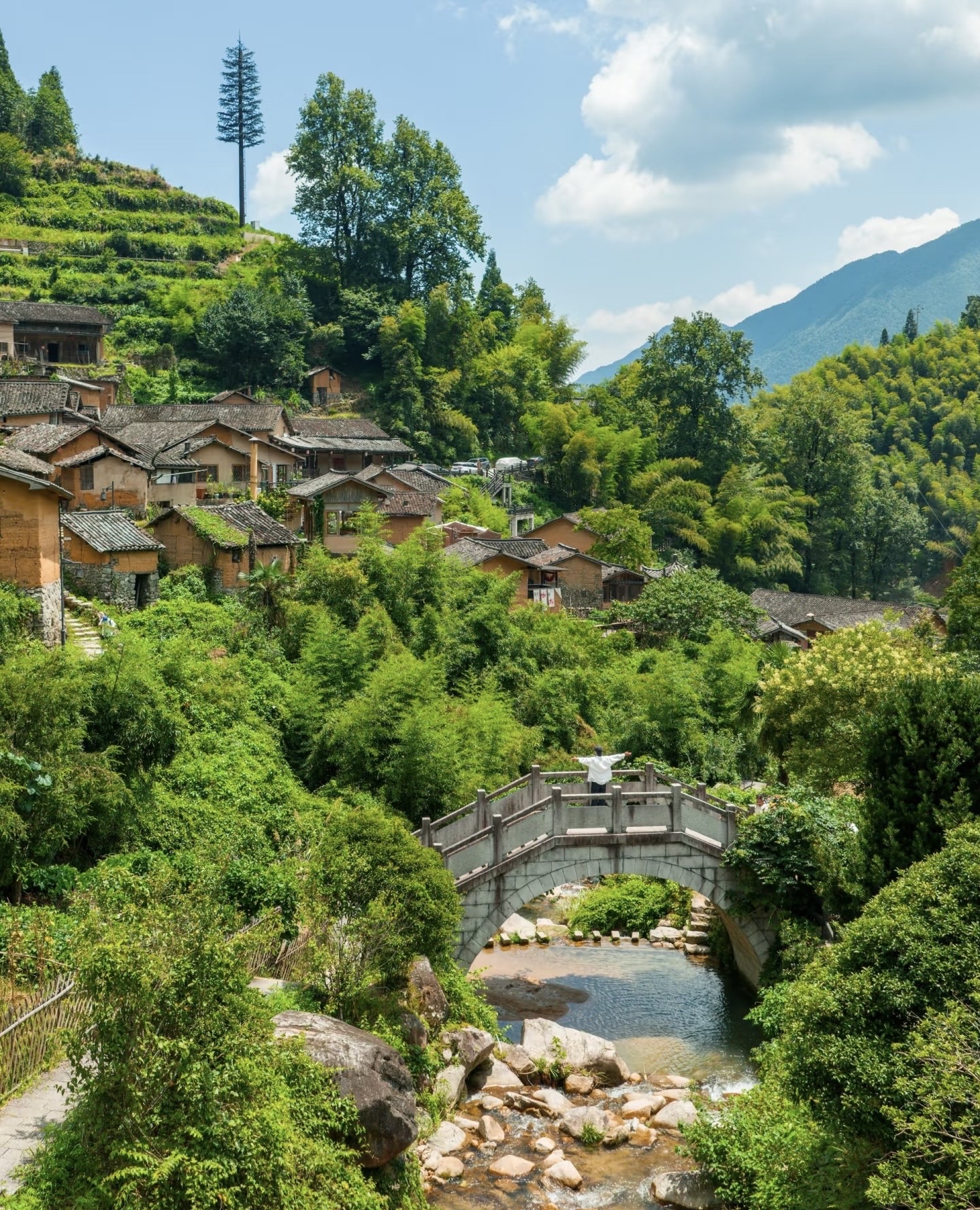 A scenic view of guyan huaxiang village