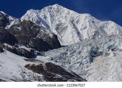 A scenic view of hailuogou glacier park