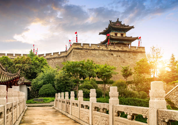 A scenic view of haixin_shan_ancient_buildings