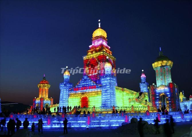 A scenic view of harbin_ice_and_snow_world