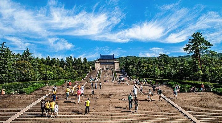 A scenic view of heyuan garden