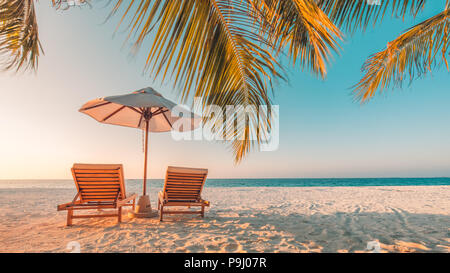 A scenic view of holiday_beach_tourism_area