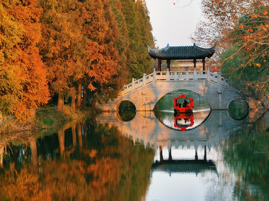 A scenic view of hongjiannao_scenic_area
