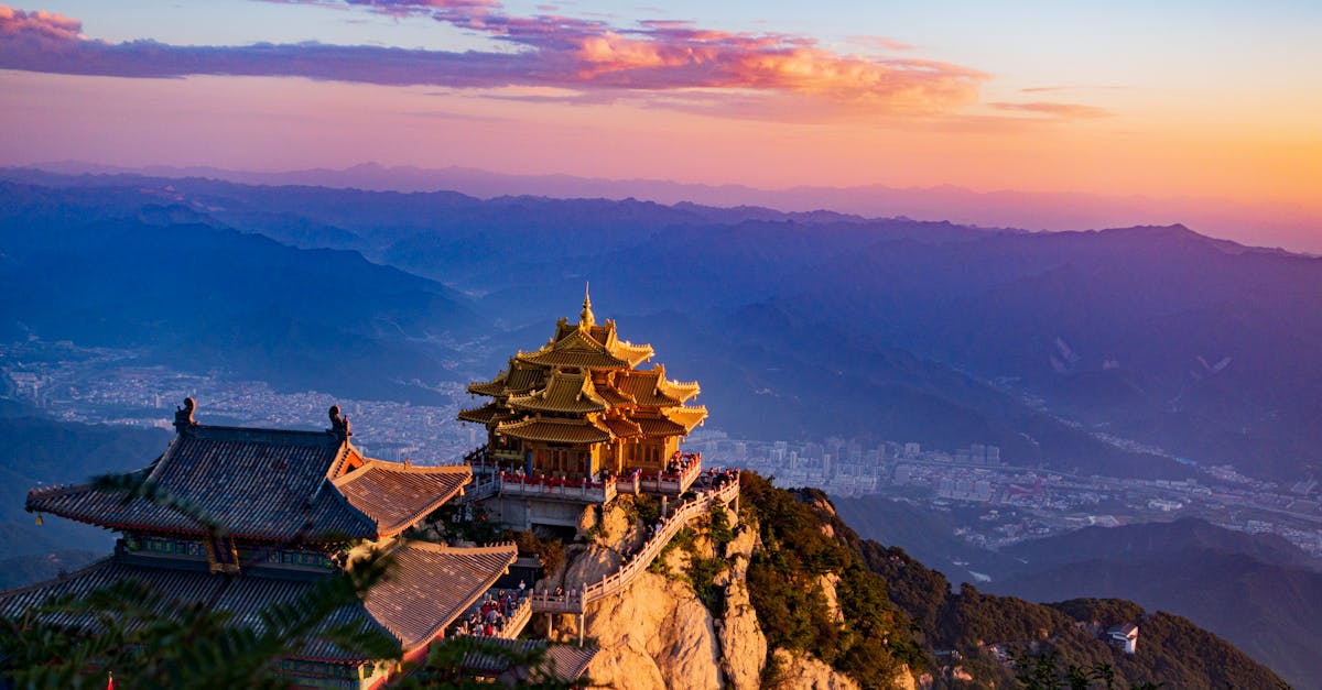 A scenic view of hua zu temple