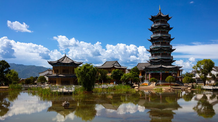 A scenic view of jianchuan ancient city