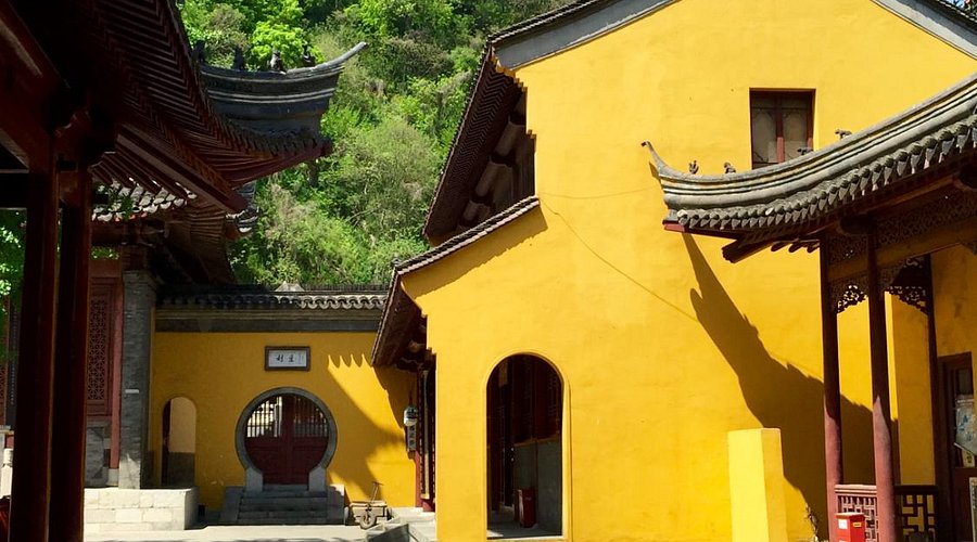 A scenic view of jiaoshan