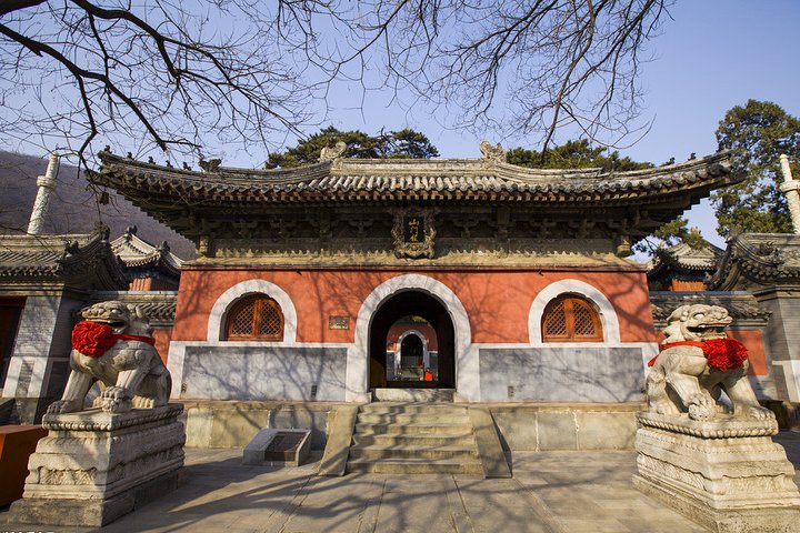 A scenic view of jietai_temple