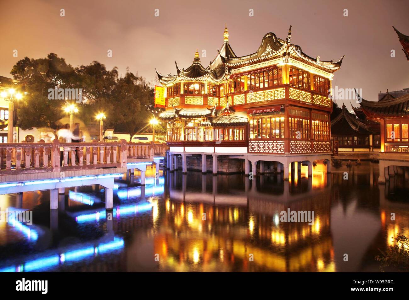 A scenic view of Jiexiu Chenghuang Miao