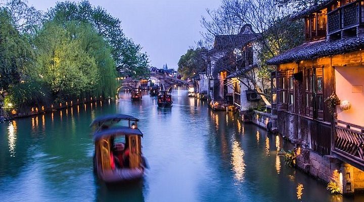 A scenic view of Jiexiu Chenghuang Miao