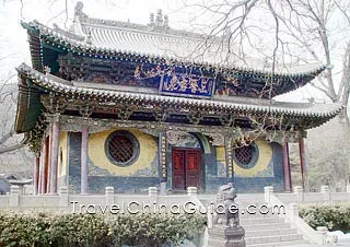 A scenic view of Jin Ci Temple