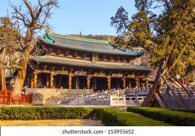 A scenic view of Jinci Temple Complex