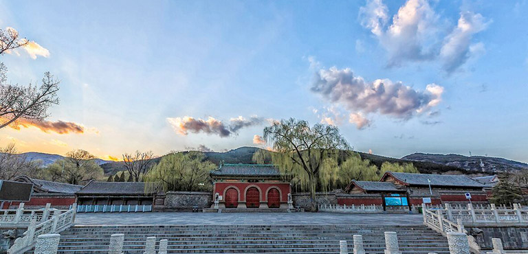 A scenic view of Jinci Temple Complex