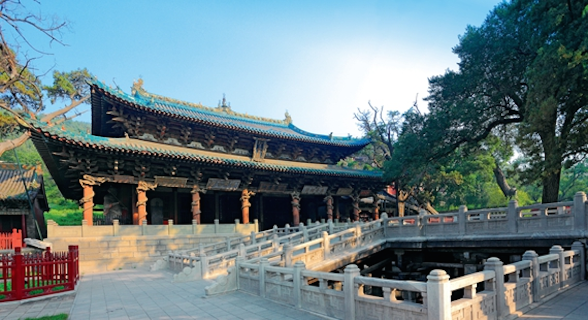 A scenic view of Jinci Temple Complex