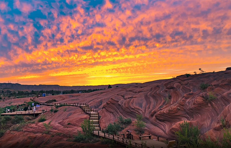 A scenic view of jingbian_county_wave_valley_scenic_area