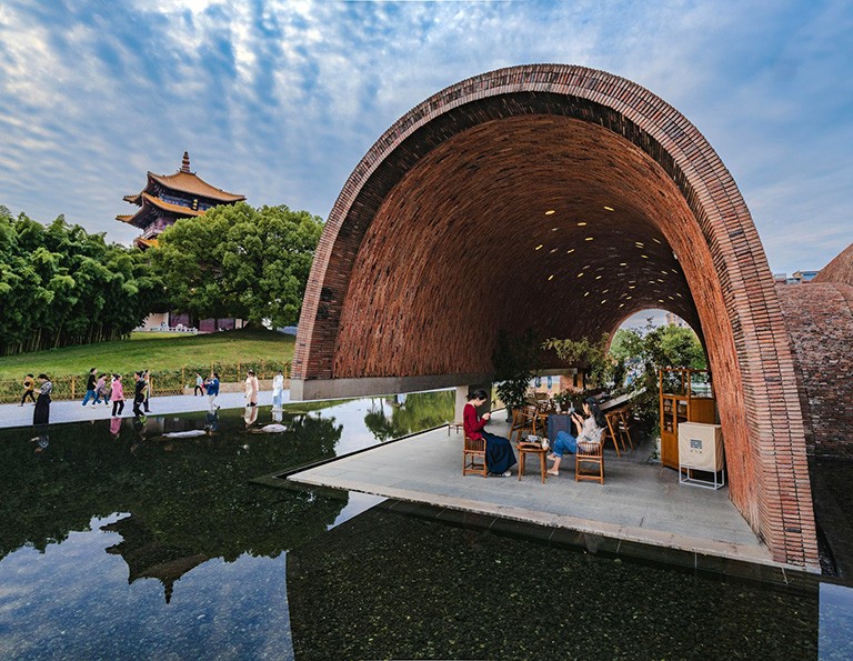 A scenic view of Jingdezhen Ancient Kiln Folk Custom Museum
