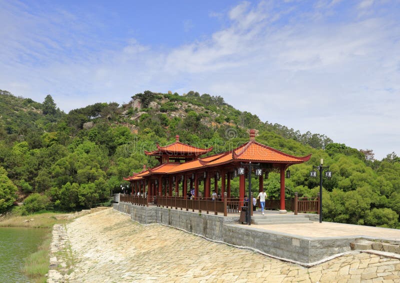 A scenic view of jinghu park
