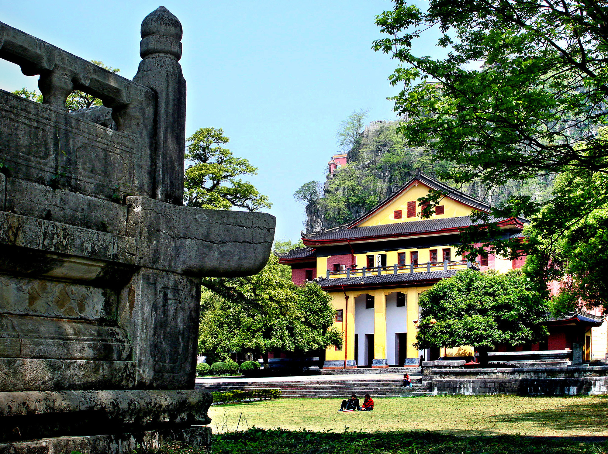A scenic view of Jingjiang Princes City
