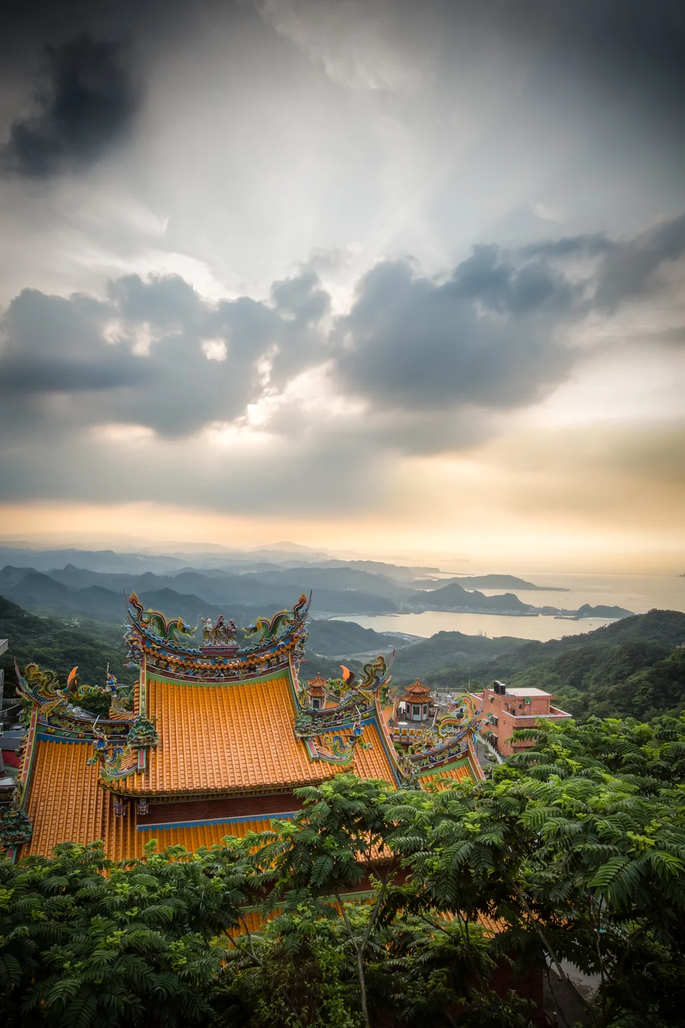 A scenic view of jingting mountain
