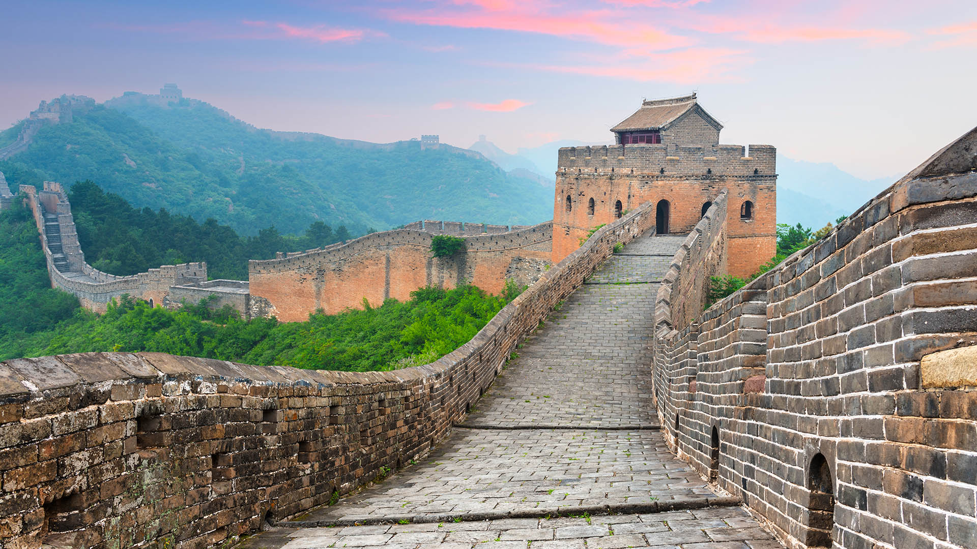A scenic view of Jinshanling Great Wall