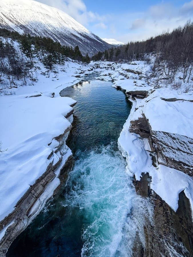 A scenic view of jinsi_gorge_scenic_area