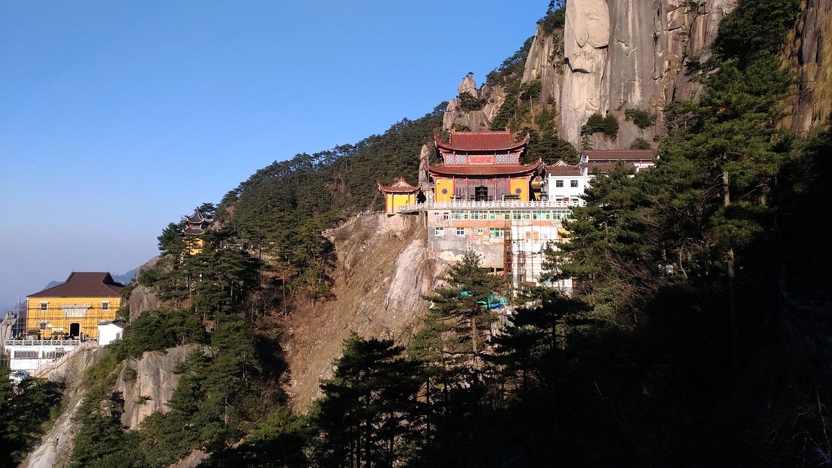 A scenic view of jiuhua mountain