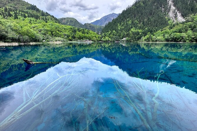A scenic view of jiuzhaigou valley