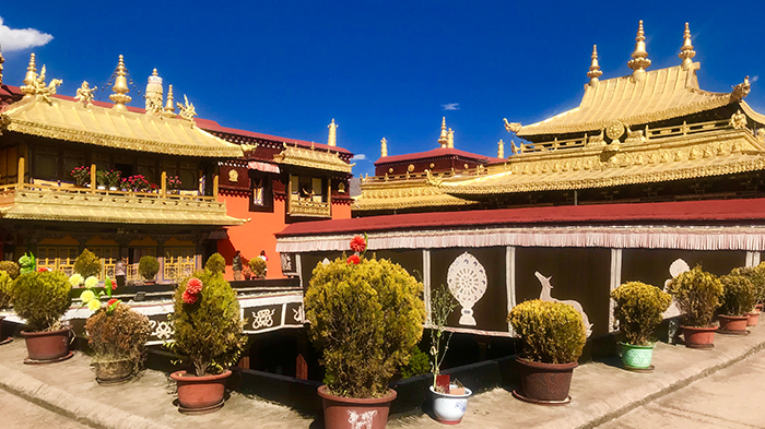 A scenic view of jokhang temple