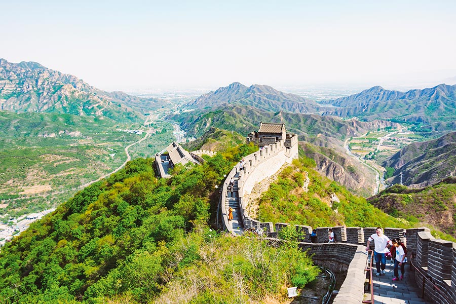 A scenic view of juyongguan_great_wall