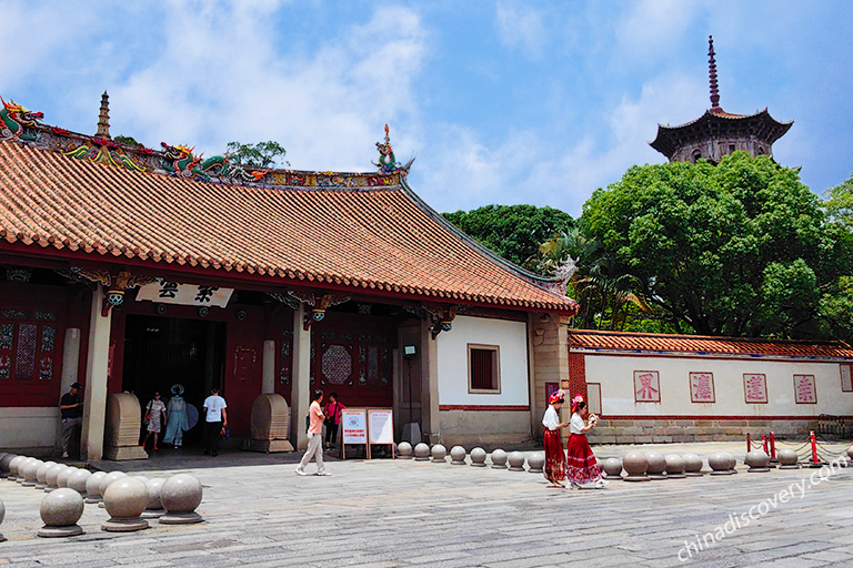 A scenic view of kaiyuan temple