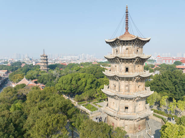 A scenic view of Kaiyuan Temple Pagoda Dingzhou