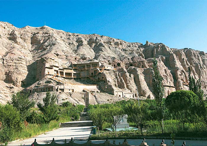 A scenic view of kizil grottoes