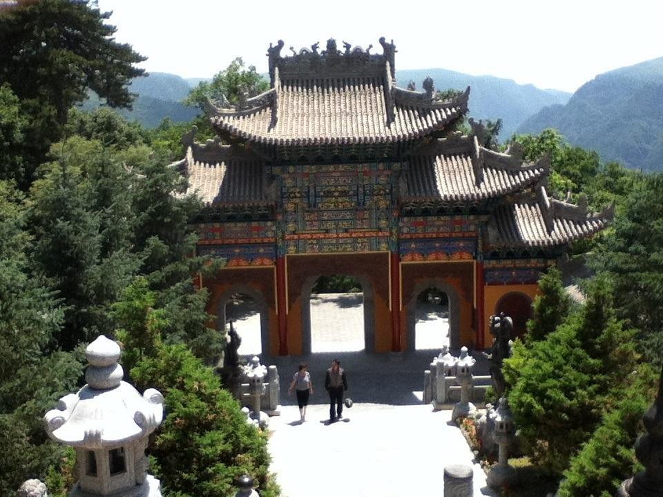 Experience the Serenity of Kongtong Mountain: Must-See Attractions and Activities