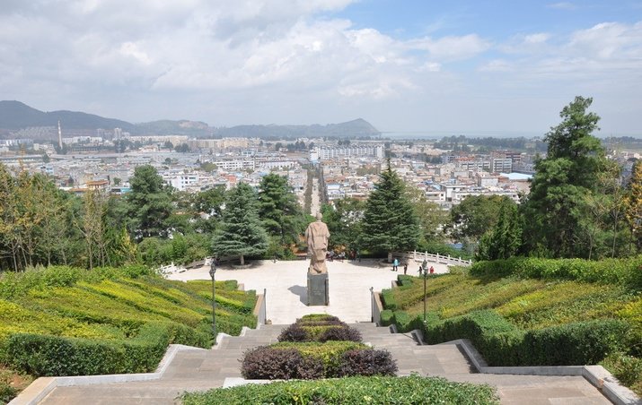 A scenic view of kunming zheng he park