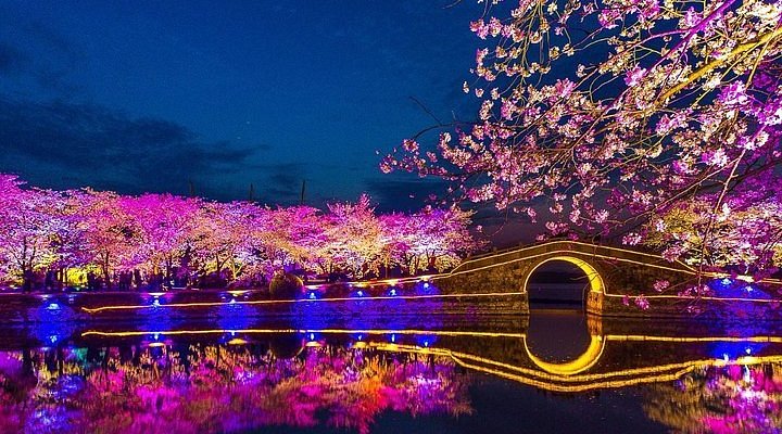 A scenic view of lake tai