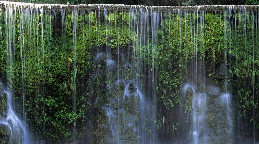 A scenic view of lanxi underground river